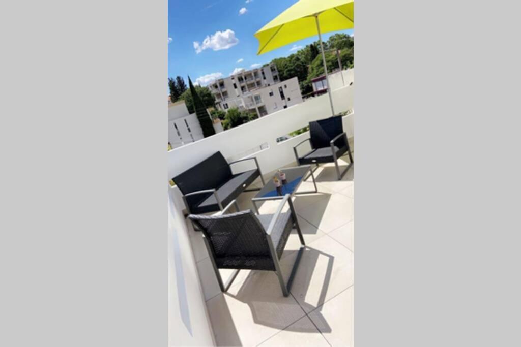 T2 Cocooning, Hospitaux Facultes Terrasse, Parking Prive Apartment