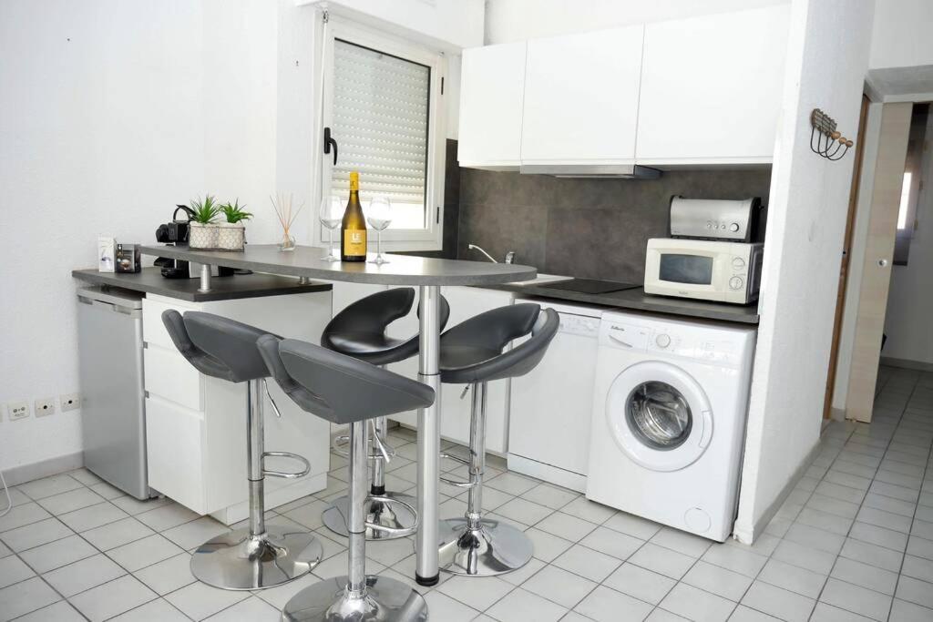 Apartment T2 Cocooning, Hospitaux Facultes Terrasse, Parking Prive *